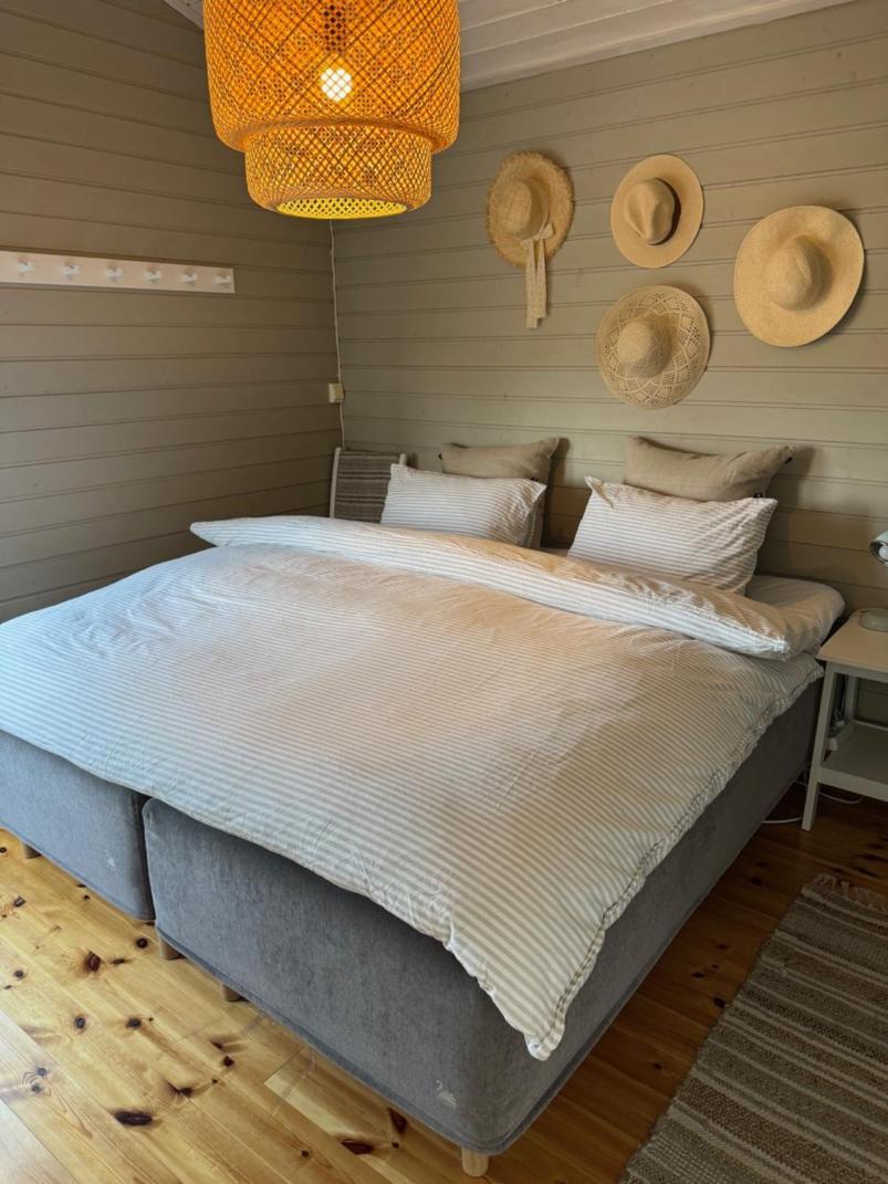 Charming House Located By The Fjord With The Pultpitrock Within Short Distance Villa Jorpeland Bagian luar foto