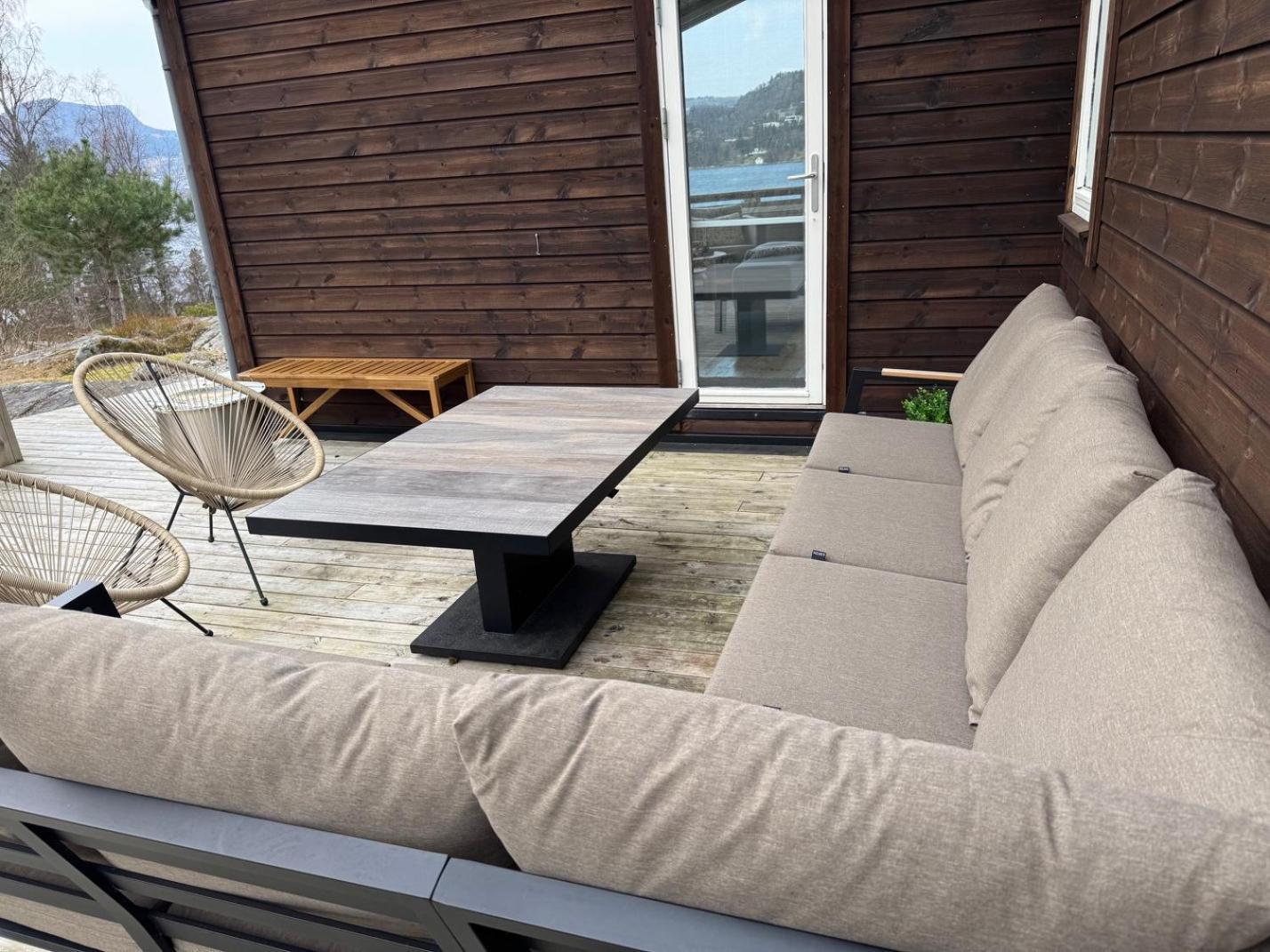 Charming House Located By The Fjord With The Pultpitrock Within Short Distance Villa Jorpeland Bagian luar foto